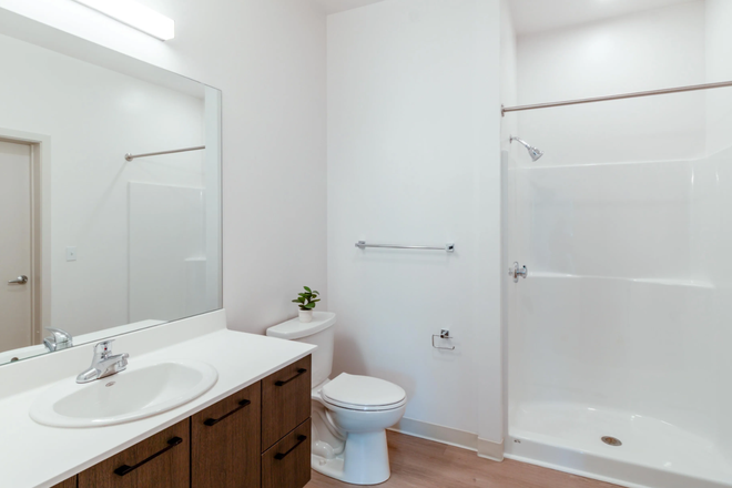 Individual Bathroom - Fieldstone Artisan Lease Takeover 1 Month - Try Before You Buy! Apartments