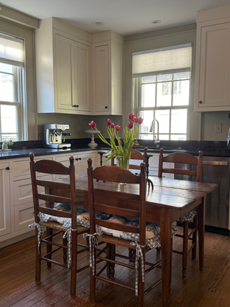 Kitchen/dining - Duplex/townhouse walkable to MUSC