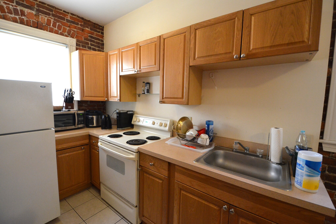 1 Bedroom Apartment - NO Broker's Fee!!  -  Avail 9/1 - Convenient Spacious Sunny 1 BR on Haviland Apartments