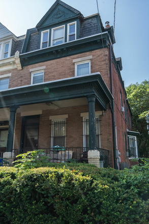 3410 Haverford 2_compressed - 3410 Haverford Apartments