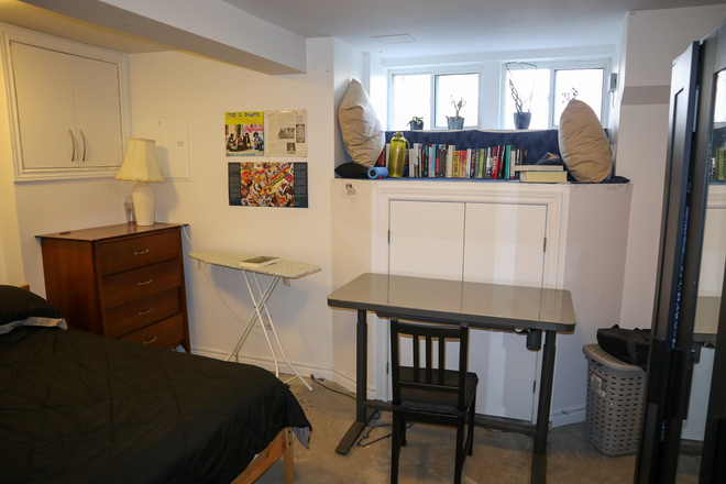 Bedroom - One Bedroom in large (1550 sqft) Lower Level 4-Bedroom Apartment in the Annex, Utilities included