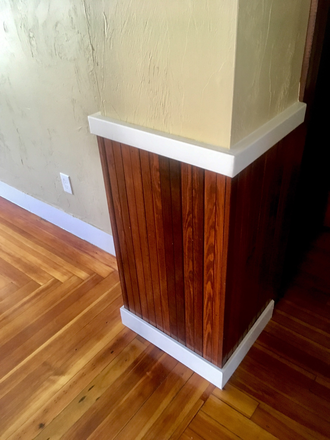 Originpreservedal woodwork - 4 bed/ 1 and 1/2 bath close to North Campus and UCrossing Apartments