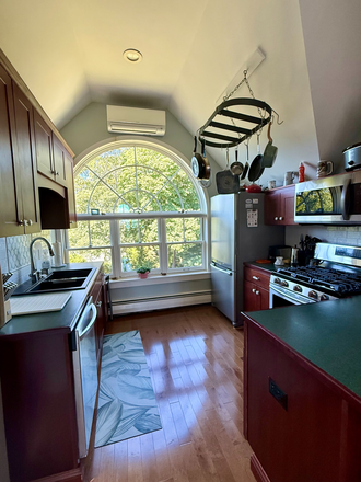 Full kitchen, Has everything you'll need! - Pleasant Dreams, Marvelous water views in Wickford, 3rd floor apartment