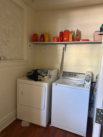 laundry - House for sublet Buell st