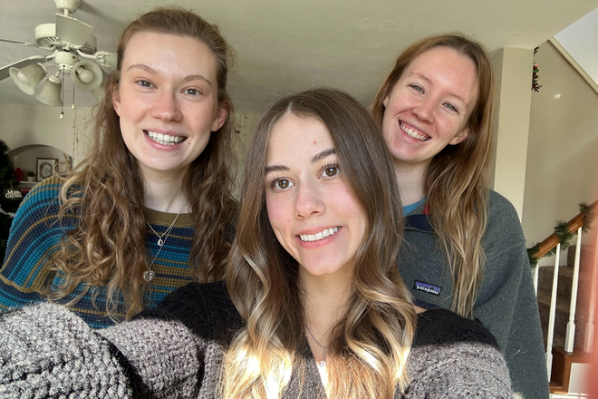 Photo of myself and my roommates! - My name is Emily, my 2 roommates and I are looking for one person for  fall 2025- spring 2026! House