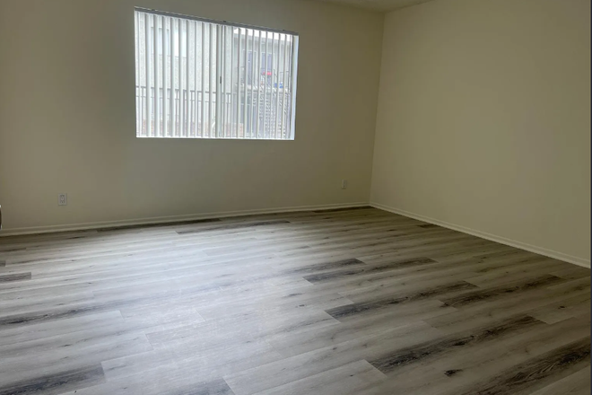 Bedroom - Cordary Park 3 Apartments