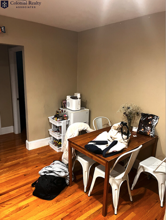 unit - 1/2 MONTH OF FREE RENT & NO SECURITY DEPOSIT DUE! BU CENTRAL! 4 BED 2 BATH! Condo