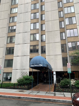 Exterior - Near Georgetown Law and SAIS Campus Sunny & Quiet Furnished Studio Apartment with Rooftop Pool