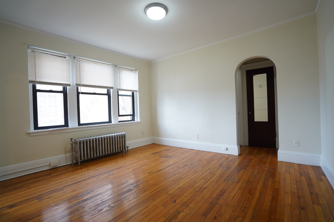 1 - Fantastic Studio & 1 beds, H/HW inc. Easy Orange Line, No Broker Fee! Apartments