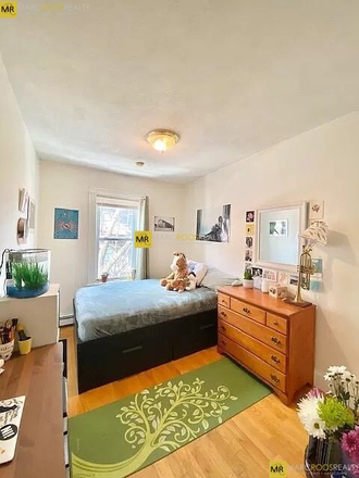 Living Space - South End 3 Bed Warwick St Apartments