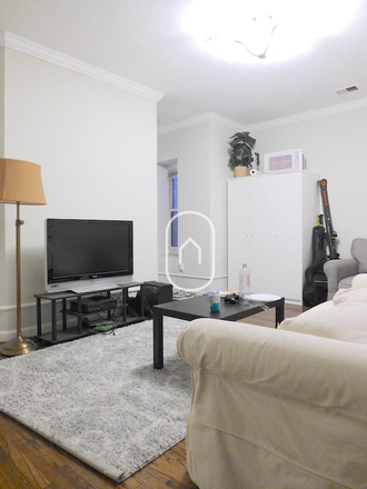 bostonrealtyonline.com - Beautifully Remodeled South End Three Bed close to Northeastern