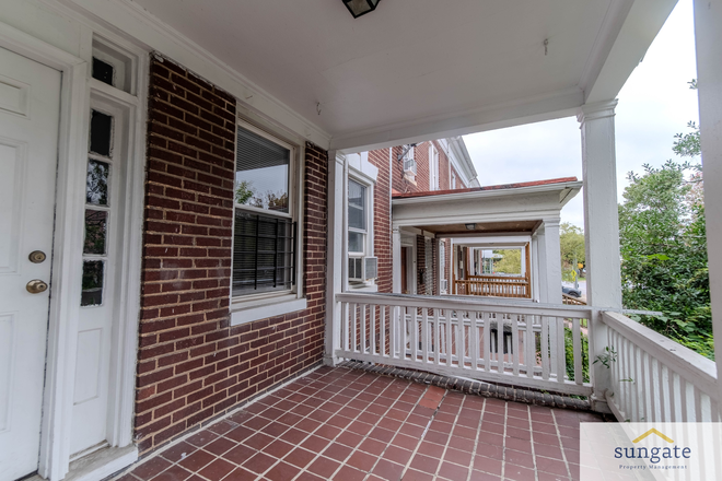 Porch - 348 E University Pkwy Townhome