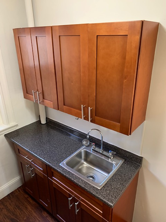 Call NOW for showings! 617-236-8550 - BOYLSTON ST - SPLIT 1BR FOR 2 PPL *AVAIL NOW* W/ *NO FEE!*, LNDRY ON SITE, H&HW INC, BAY WINDOW! Apartments