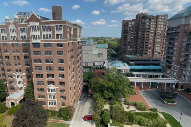 Unit view - 1br/1ba at 9th floor of 100 W University Pkway
