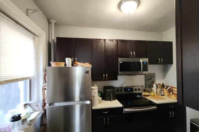 Call NOW for showings! 617-236-8600 - BOYLSTON ST - *NO FEE* MODERN 1BR/1BA IN SYMPHONY *AVAIL NOW* W/ H&HW INC, LNDRY IN BLDNG, DW! Condo