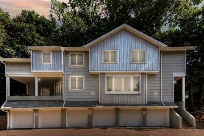 Front of the house - Probasco