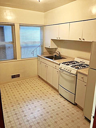 Kitchen - One-bedroom apartment in North Berkeley between Shattuck and Walnut.