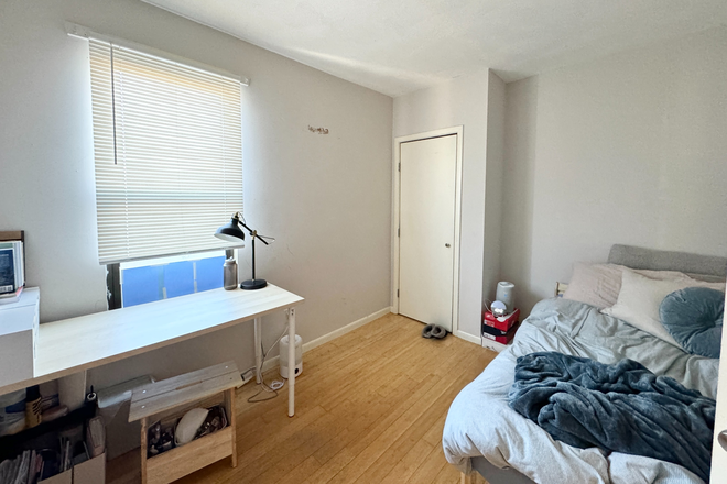 Bedroom - PRIVATE ROOF DECK~ central AC and Laundry in unit! Apartments