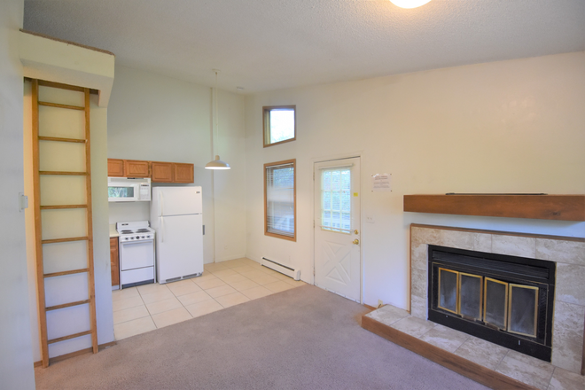 1085 Marine #7 - 1085 Marine St. (1BR, 1BA) Apartments