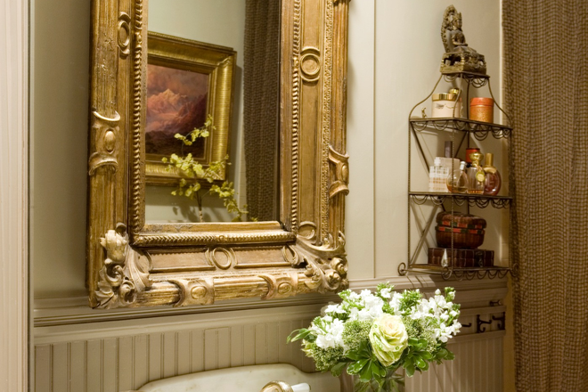 Bathroom vanity - Exquisitely Furnished One Bedroom with separate study and newly renovated kitchen Condo