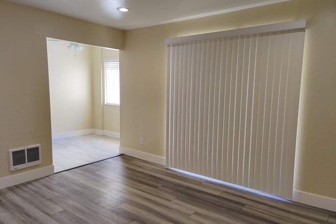 Living Room/Dining Room - Piedmont