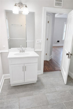 bath - Second floor three bedroom apartment located in Oak Hill neighborhood Pawtucket