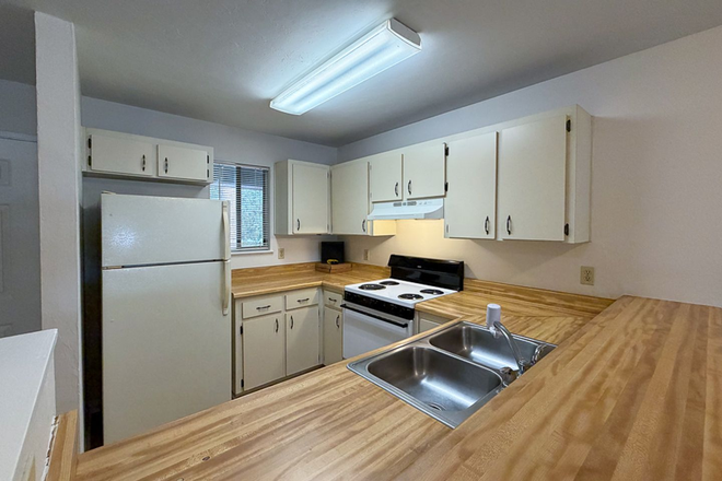 Photo - 2/2 Condo in Treehouse Village - Available NOW!