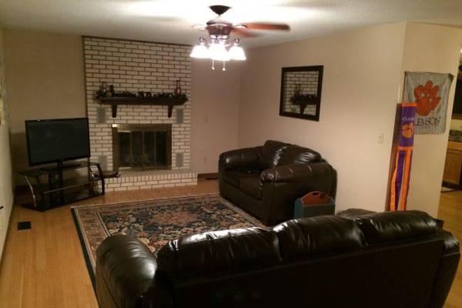 Image 823984 - Clemson Cove Lake Rentals-Directly across the lake from campus- 4ac dock and over 600' of lake front House