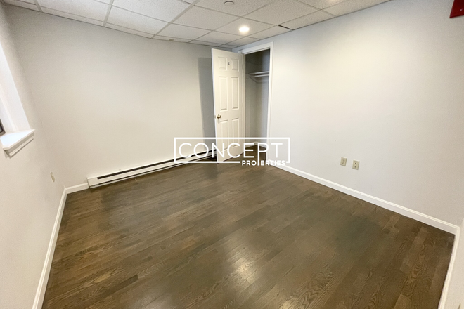 77 Park Dr #D - [ No broker fee] Renovated 2 beds/1bath in West Fenway for Aug 1st [washer/dryer in unit] Apartments