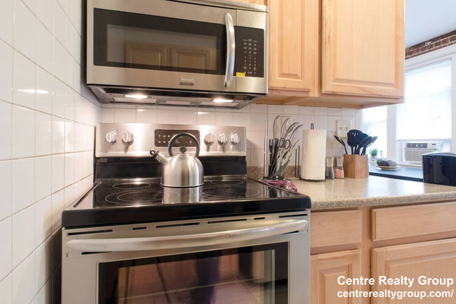 . - NO BROKERS FEE!! - Beautiful 2 Bed/1 Bath - Avail NOW!! Apartments