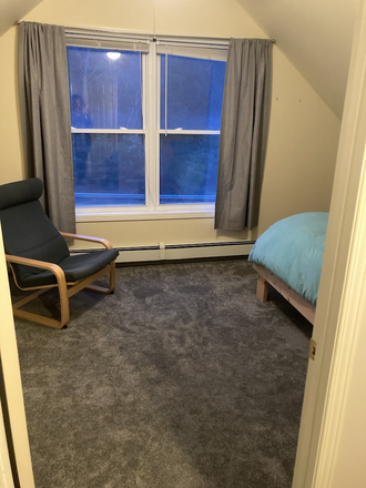 Private bedroom for rent - Room for rent in Randolph, nearby town and I89 Townhome