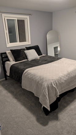 Bedroom - 13 Min away from ND
