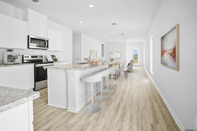 Kitchen - House for Rent close to LSU at Pelican Lakes