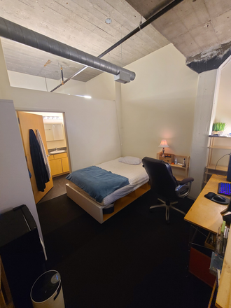 Bedroom - Letterman Chicago Apartment 521