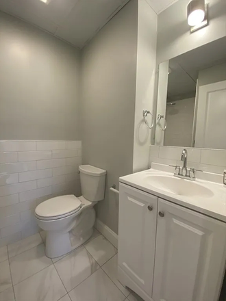 Bathroom - 399 Marlborough Street Apartments