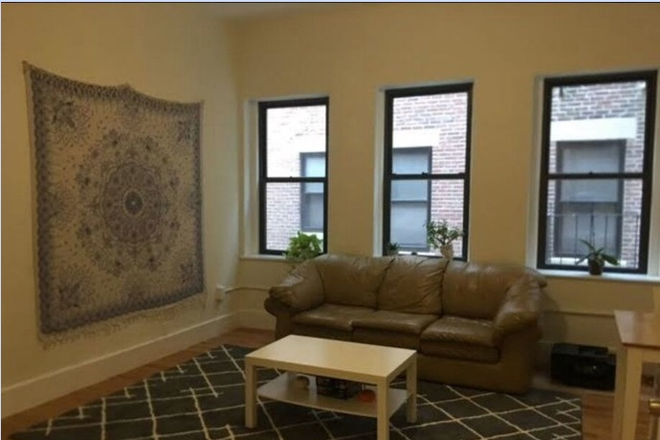 Call NOW for showings! 617-236-8600 - ABERDEEN ST - *9/1/2026* AUDUBON CRCL TRUE 2BR W/ LIVING RM, DW, LNDRY IN BLDG, H&HW INC *NO FEE* Condo