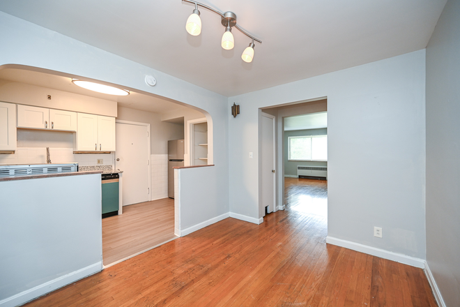 kitchen - 203 Loraine Ave.