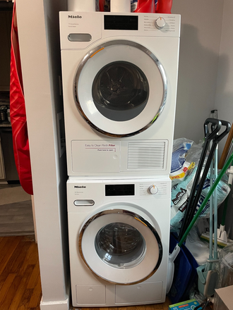 In-unit laundry and dryer. - Off Campus Loop-Area Housing Apartments