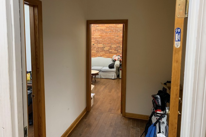 Entry Area - SoRo Realty 2 bedroom plus, 2nd Floor Apartment