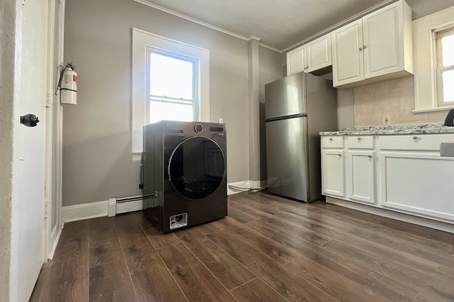 Kitchen - Spacious *1st Floor Apartment *Minutes to Seton Hall or Montclair State *All Utilities *In-Unit W/D