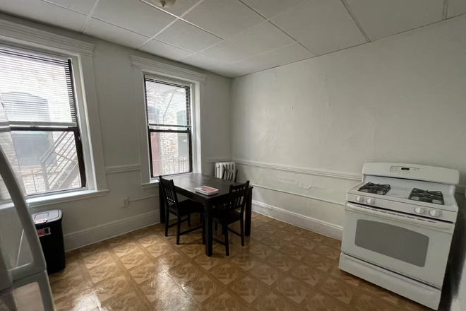 LIVINGROOM - 238 Hemenway Apartments