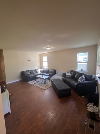 Living Room - 760 18th Street House