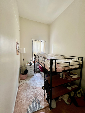 Bedroom - Chelsea Apartment - Accessible