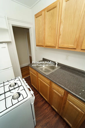 Kitchen - 1175 Boylston St Apartments