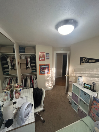 Bedroom that is being sublet - Buffalo Canyon Apartments