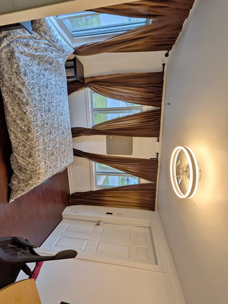 Bedroom #6 - 3 Private Bedrooms fully furnished within 10 minutes bus from UTSC