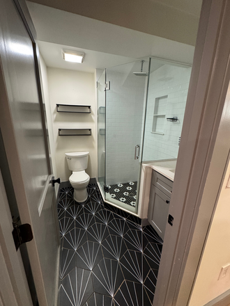 Bathroom - Gorgeous apartment in Allston !!