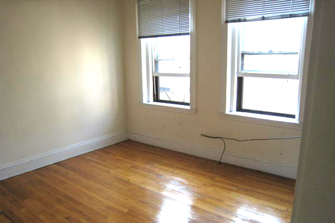 Visit hubrealtyproperties.com - Handy studio, great location next to green line T, in Brighton Apartments