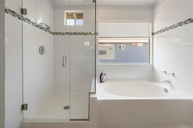 bathroom - riverside orange crest rooms for rent House