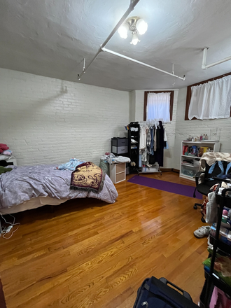Bedroom (picture, occupied) - 1 Bedroom for rent, 1 min from campus, Symphony area close to green line